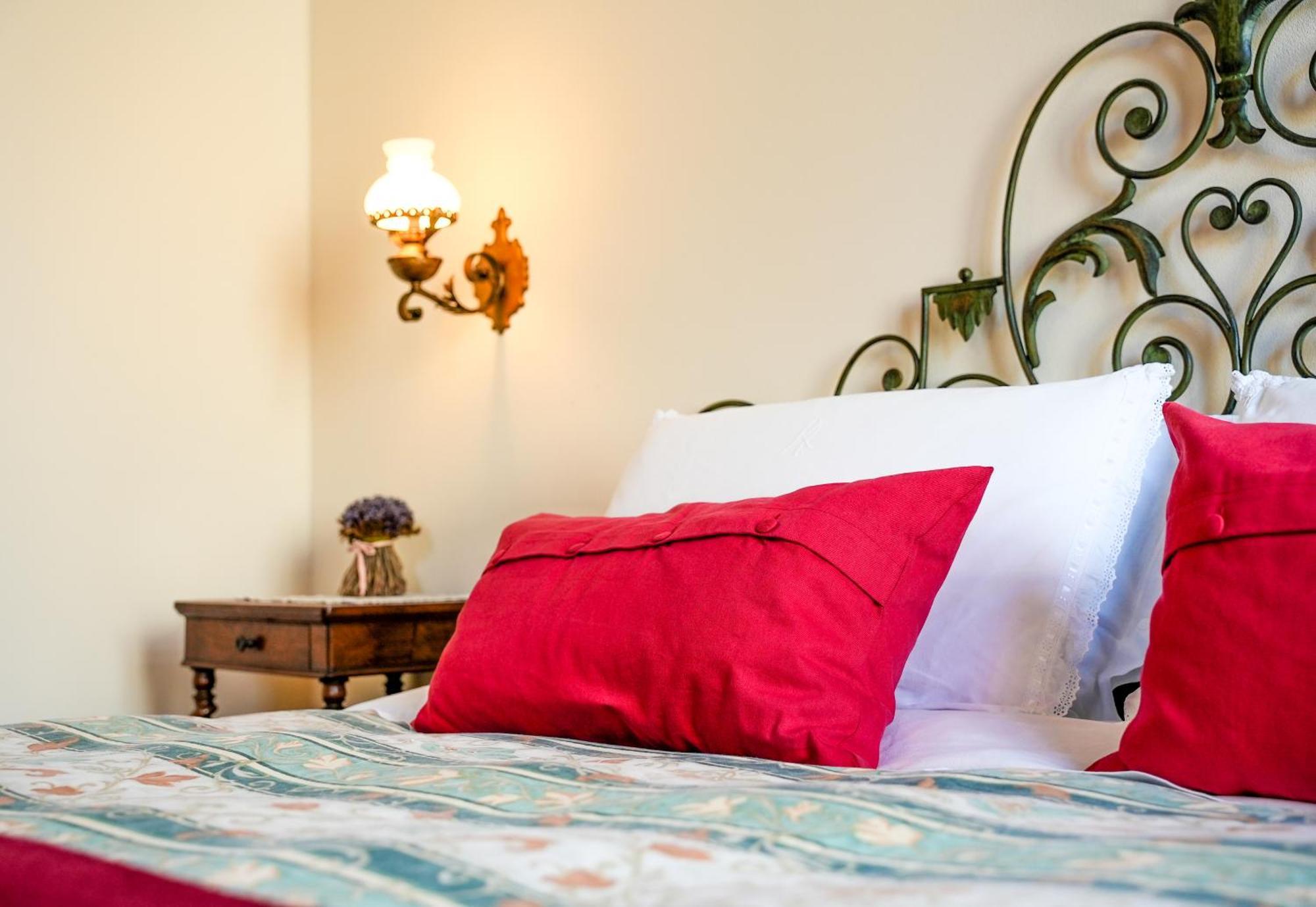 B&B Locanda Tempi Lontani Adults Only ออร์ตาซันจูลิโอ ห้อง รูปภาพ