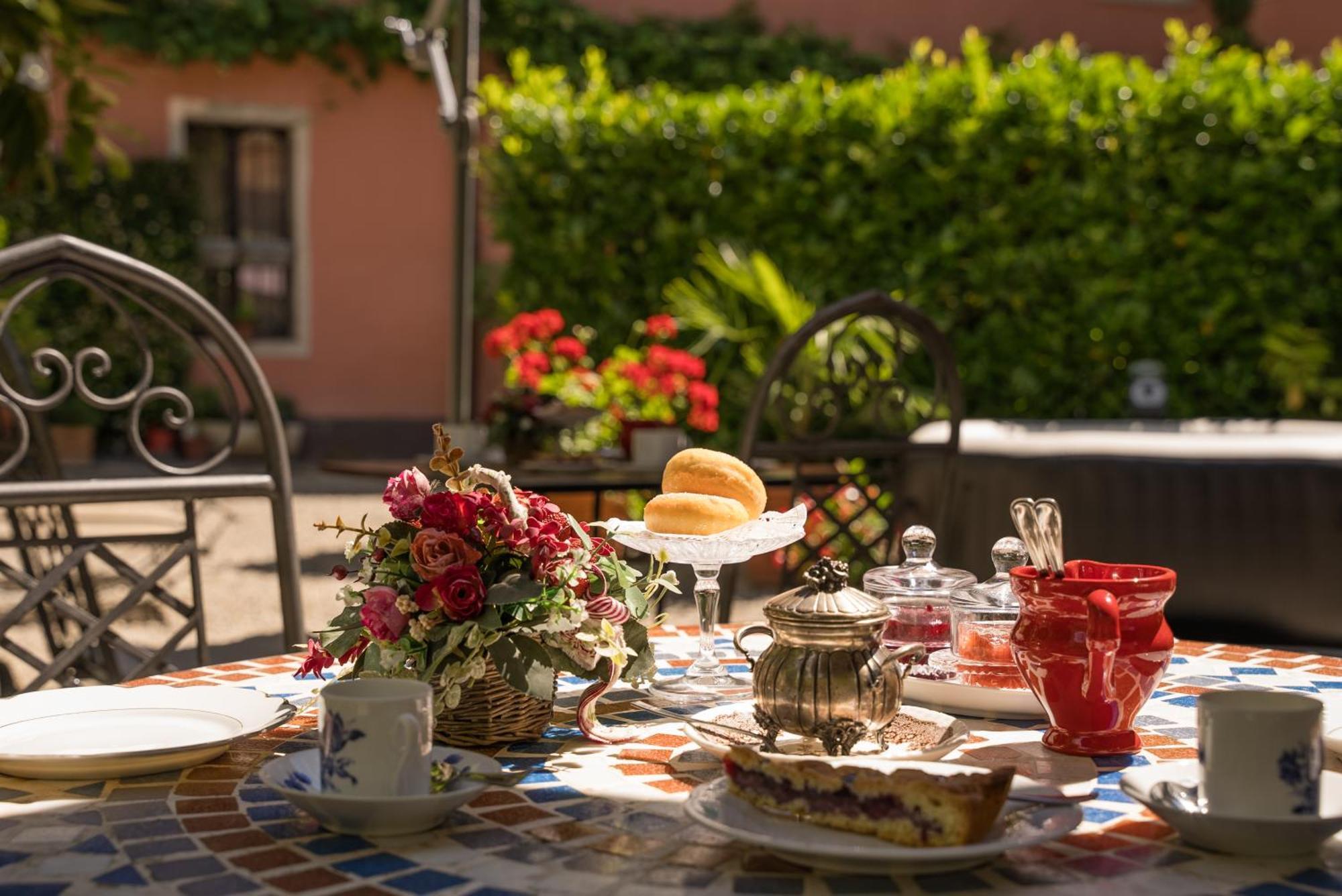 B&B Locanda Tempi Lontani Adults Only ออร์ตาซันจูลิโอ ภายนอก รูปภาพ